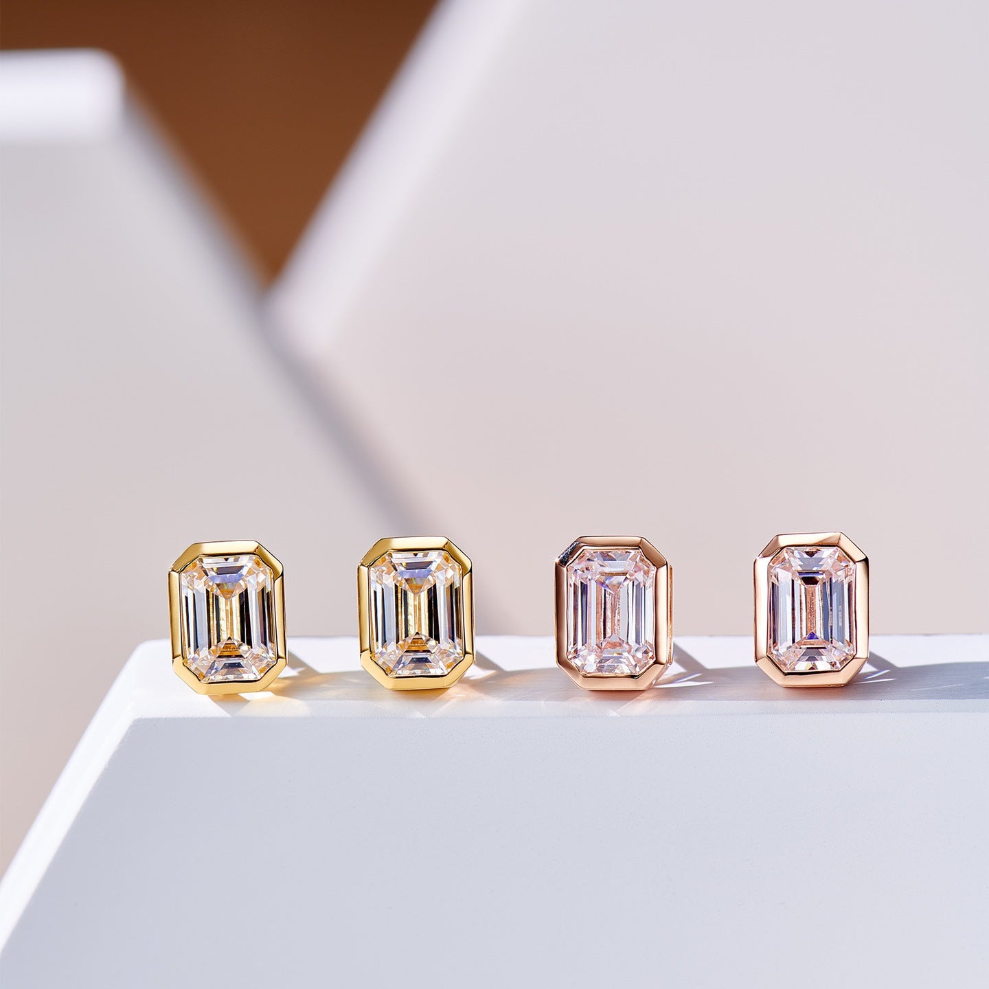 Ohrstecker für den Alltag, rechteckig, Pagode, Gelbgold oder Roségold