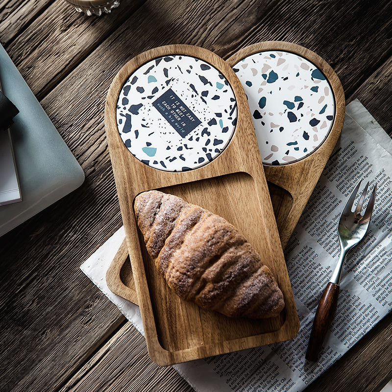 modernes Tablett aus unlackiertem und massivem Akazienholz ! klein, puristisch und frisch !