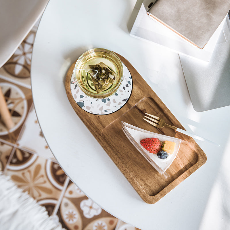 modernes Tablett aus unlackiertem und massivem Akazienholz ! klein, puristisch und frisch !