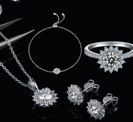 Elegantes 3-teiliges Set aus Halskette, Ohrring und Armband aus 925er Silber